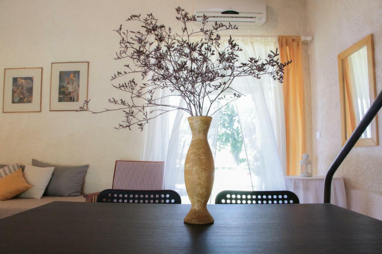 Lefkes Apartments Aharávi Kültér fotó