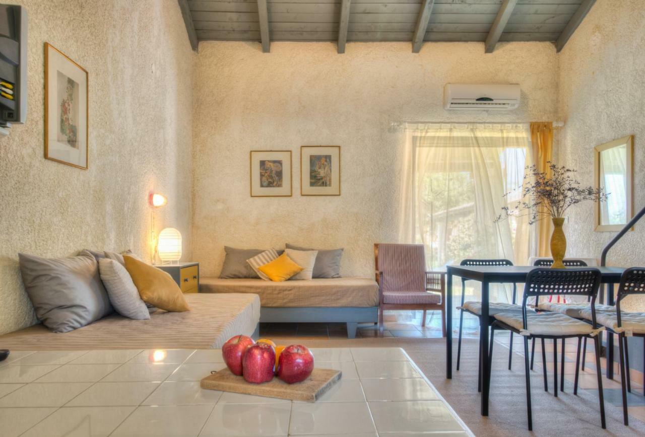 Lefkes Apartments Aharávi Kültér fotó