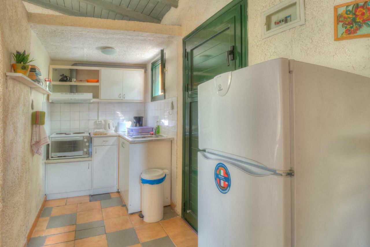 Lefkes Apartments Aharávi Kültér fotó